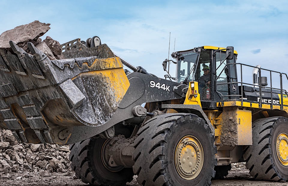 John Deere 944k Wheel Loader With A Bucket Full of Rock