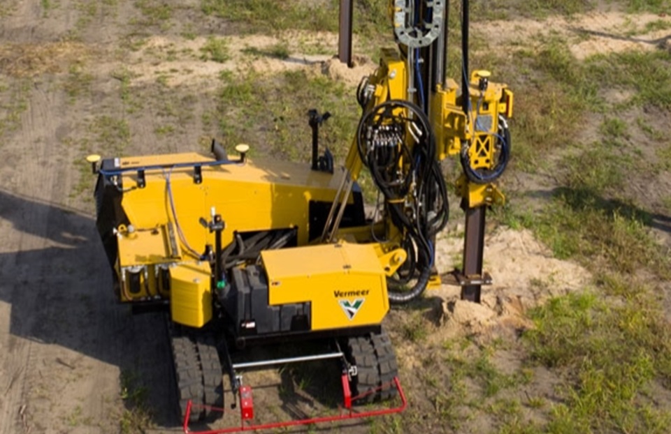 PD25 Pile Driver