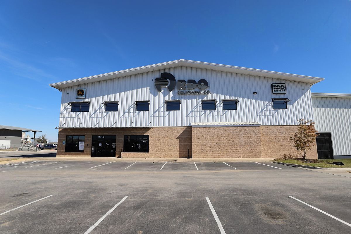 Pflugerville Exterior Branch Edited
