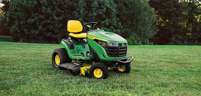 John Deere S220 lawn tractor.