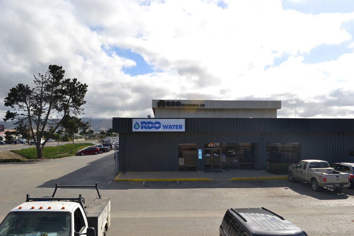 Salinas Exterior