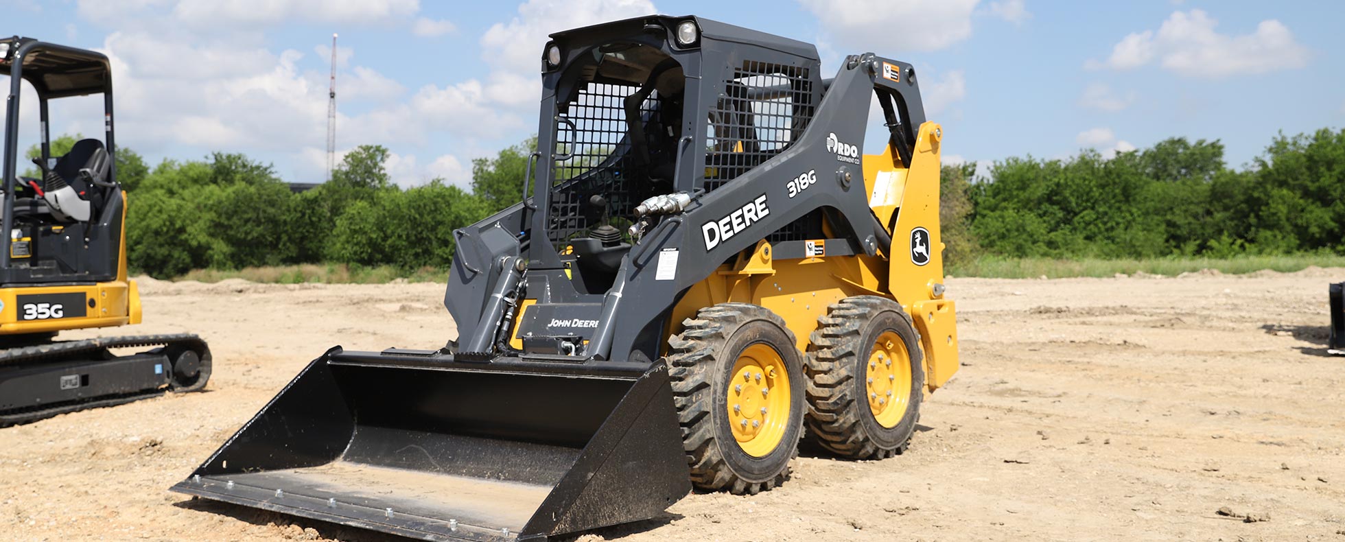 Landscape Equipment and Support - Deere Compact Construction Equipment