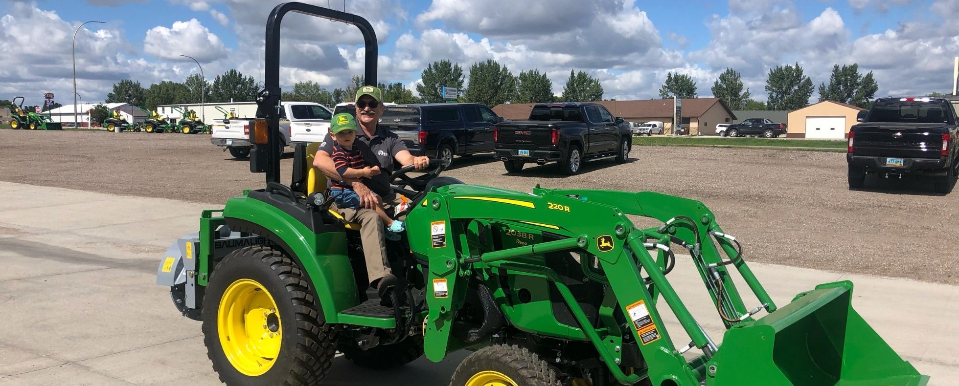 Big Impressions through Small Engines: Roger Altstadt Retires from RDO Equipment Co. – Hawley