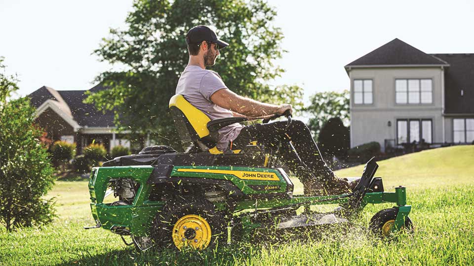 zero-turn-mower-mowing-lawn